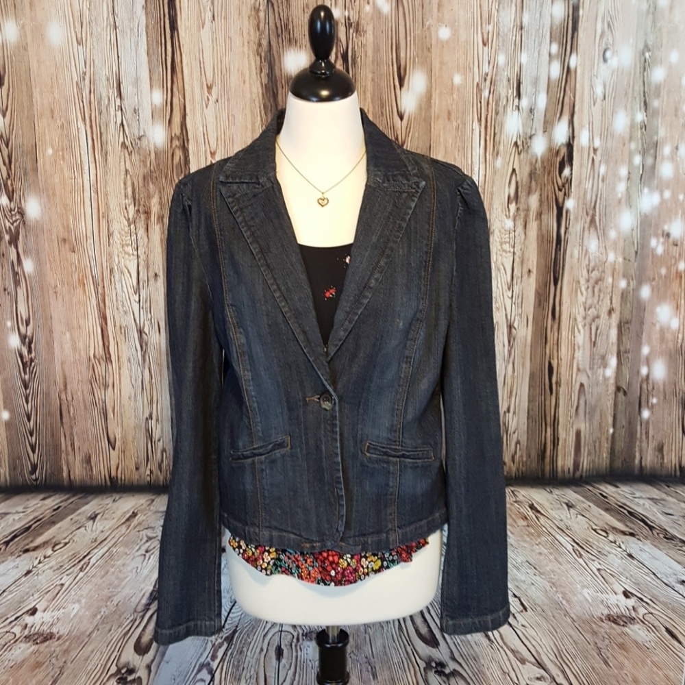 Heart of Stone jacket